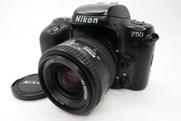 Nikon F50 with AF NIKKOR 35-70mm F3.3-4.5 Single lens reflex, Nieuw