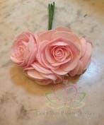 Ranonkels foam Softroze 6 cm doos 30 stuks, Ophalen of Verzenden, Nieuw