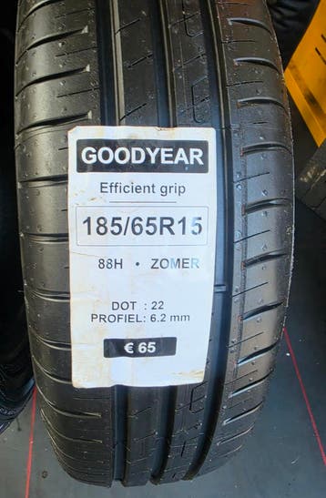 185/65r15 88h Goodyear 2 Demo Banden, Auto-onderdelen, Banden en Velgen, Ophalen, 15 inch, Nieuw, 185 mm