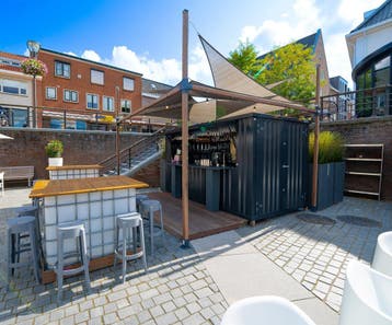 NU TE KOOP | Bar Container | Foodtruck | mobiele bar OP=OP