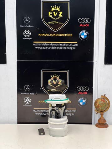 Renault Clio brandstofpomp elektrisch bj.2021 art.172021618R, Auto-onderdelen, Gebruikt, Renault