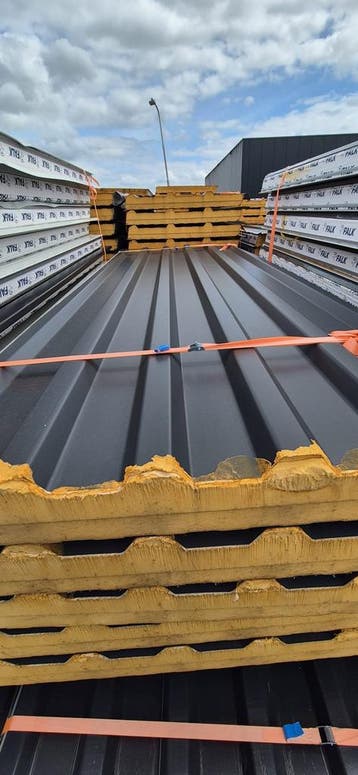 Isolatie, PIR isolatie, dak, vloer, gevel isolatie €8,00/m2, Ophalen, Zo goed als nieuw, Overige materialen, 100 mm of meer