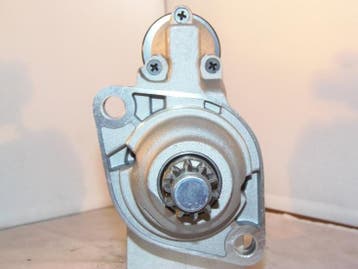 Startmotor 1,1KW Audi Seat Skoda Volkswagen nieuw, Auto-onderdelen, Motor en Toebehoren, Verzenden, Nieuw