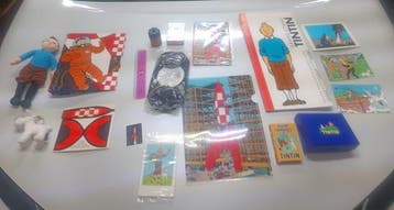 Tintin - Ensemble de 17 objets divers, Nieuw