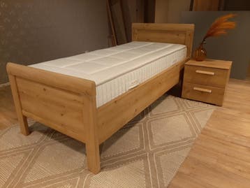 Ledikant Evelyn 90x200 **SHOWROOMMODEL**, Nieuw