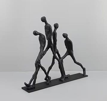 sculptuur, After Alberto Giacometti Les Hommes qui Passent