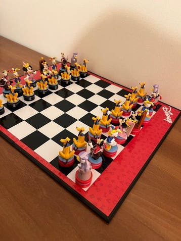 Disney Showcase Collection Scacchi vintage Disney - Mickey, Verzamelen, Nieuw