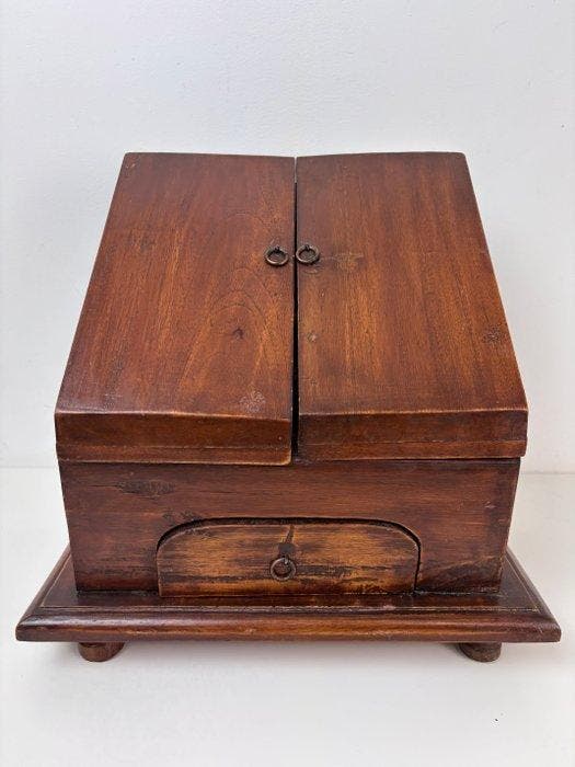 Schrijfhelling - Engelse brievenkastje / schrijfkist - Hout, Antiek en Kunst, Curiosa en Brocante