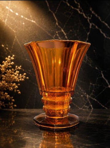 Scailmont - Vaas - Ambre - Geperst glas - Belgisch Art Deco, Antiek en Kunst