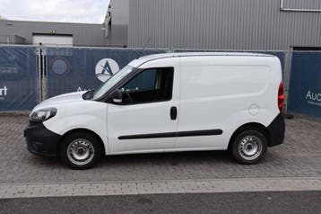 Veiling: Bestelwagen Fiat Doblo 1.6 Diesel 90pk 2022 (Marge), Gebruikt, Wit, Fiat, Handgeschakeld