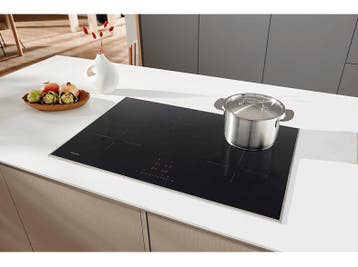 Miele - Inductie Kookplaat - Zilver, Witgoed en Apparatuur, Kookplaten, Verzenden, Nieuw, Inductie, 4 kookzones