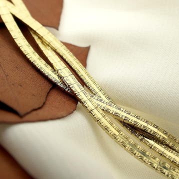 Gouden gevlochten Omegaschakel collier (Ketting), Ophalen of Verzenden, Gebruikt, Goud, Goud