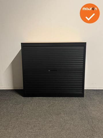 Basic - Roldeurkast - 107x120x46 cm - Zwart - Refurbished..., Werkplek, Ophalen of Verzenden, Gebruikt, Kast