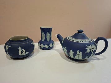 Wedgwood - Doos (3) - Keramiek