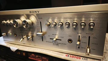 Sony - TA-1150 Solid state geïntegreerde versterker, Nieuw