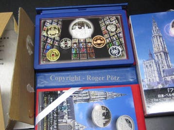 20 Euro + 661 Yen Belgie 20 Euro 2010 Hund aus Flandern +..., Verzenden