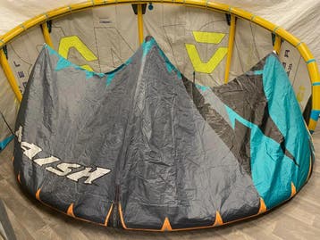Naish Triad 2019 10m - Beginnerskite, Watersport en Boten, Kitesurfen, Ophalen of Verzenden, Gebruikt