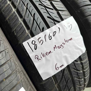 2 x Riken 185-60-15 Zomerbanden 6mm, Gebruikt, 15 inch, Band(en), Personenwagen
