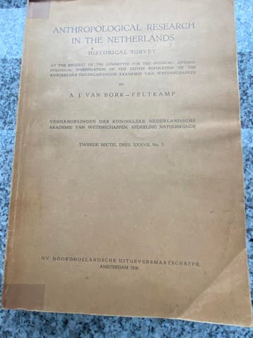 Anthropological research in The Netherlands, Verzenden, A.J. van Bork – Feltkamp, 20e eeuw of later, Gelezen