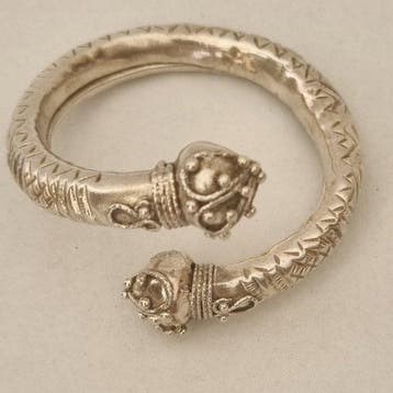 Boei armband - Suriname (Zonder minimumprijs)
