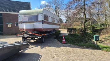 Gratis afvoer van uw oude tourcaravan door WW-Trading