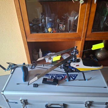 Maquette - Align T-Rex 450SE -Radio Controlled Helicopter -
