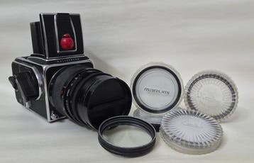 Hasselblad 500C/M Medium Format SLR Camera - with Carl Zeiss, Audio, Tv en Foto, Fotocamera's Analoog, Nieuw