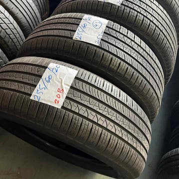 2 x Pirelli 255-60-20 4 Seizoenbanden 6,5mm, Gebruikt, 255 mm, Ophalen of Verzenden, All Season