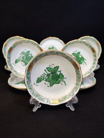 Herend - Set kommen (11) - 9er Set kleine runde Schalen und, Antiek en Kunst