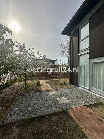 Woningruil - Vincent van Goghstraat 14 - 3 kamers, Overijssel