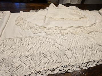 Laken (2) - 260 cm - 240 cm - Antieke uitzet