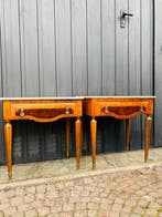 Nachtkastje (2) - Hout, Marmer - decoratieve nachtkastjes