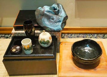 Theekom (8) - Keramiek, Emaille - Chawan Raku + theedoos, Antiek en Kunst