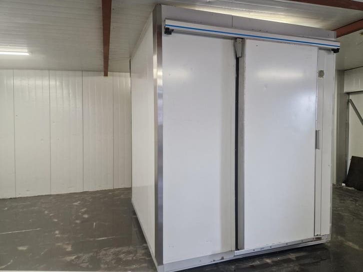 Vriescel 214 x 214 x 266 cm, Zakelijke goederen, Horeca | Keukenapparatuur, Koelen en Vriezen