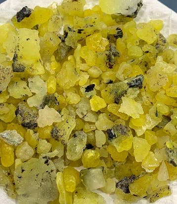 Geen reserveprijs brucietkristal grote partij natuurlijke, Verzamelen, Mineralen en Fossielen