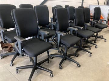 Refurbished Ahrend 230 Bureaustoelen  Nieuwe stoffering, Vergader- of Presentatieruimte, Ophalen of Verzenden, Gebruikt, Stoel