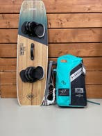 Complete kiteset: Eleveight RS 7m + Board + Bar, Watersport en Boten, Kitesurfen, Kitesurf-set, Twintip, Ophalen of Verzenden