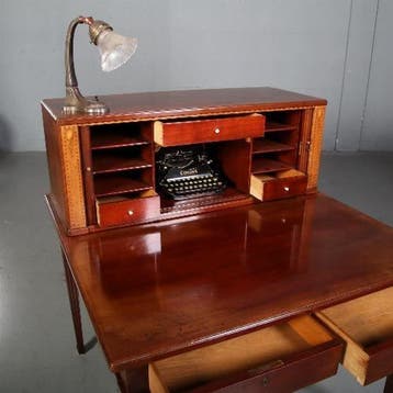 Mahonie werktafel in Louis Seize stijl ca 1890 met 2 grote l, Ophalen of Verzenden