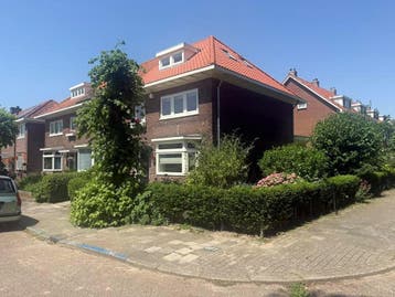 Te huur: Huis Burgemeester van Damstraat in Duivendrecht, Duivendrecht, Noord-Holland