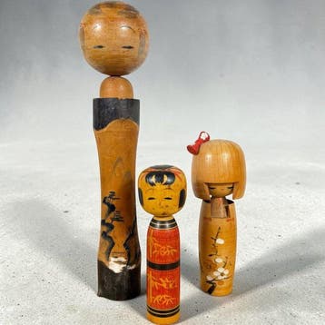 Set van 3 kokeshi - Hout - Osaburo et Kawamura Shoji - Japan