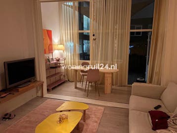 Woningruil - Benthuizerstraat 58 B - 2 kamers en Rotterdam, Huizen en Kamers, Woningruil, Rotterdam