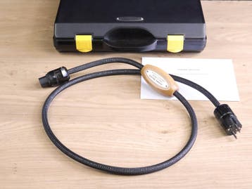 Jorma Design Origo high end audio power cable 1,5 metre, Audio, Tv en Foto, Audiokabels en Televisiekabels, Ophalen of Verzenden