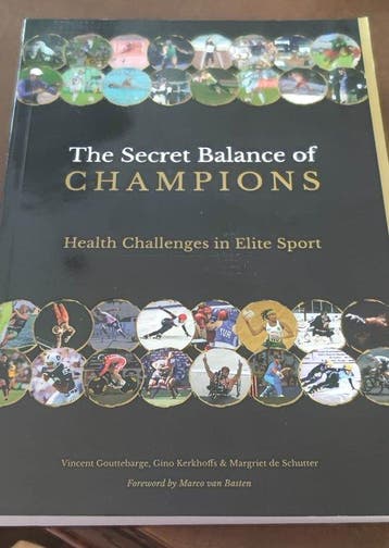 Boek - The secret balance of champions - Vincent Gouttebarge, Verzenden, Gelezen, Vincent Gouttebarge