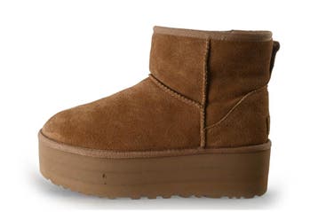 Ugg Laarzen in maat 39 Bruin, Hoge laarzen, Bruin, Verzenden, Zo goed als nieuw