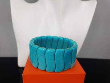 Natuurlijke turquoise howliet edelsteen<br>Lengte: 13 cm –, Verzamelen