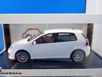 Otto Mobile 1:18 - Model sportwagen - Volkswagen Golf V GTI, Nieuw
