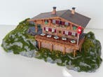 Faller H0 - 130329 - Modeltreinlandschap (1) - Berghut, Nieuw