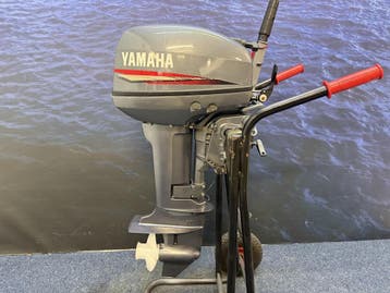 Yamaha 15 pk buitenboordmotor | Nieuwstaat | 1e eigenaar, 10 tot 30 pk, Ophalen of Verzenden, Zo goed als nieuw, Buitenboordmotor