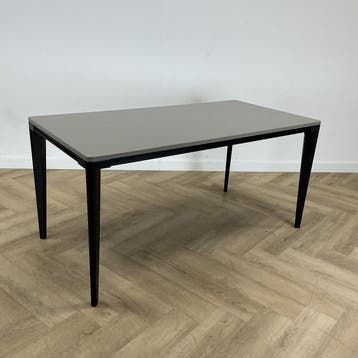 Vitra Nexus designtafel 150x75 cm, grijs - zwart, Ophalen of Verzenden, Gebruikt
