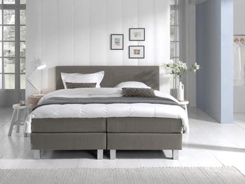 Boxspring Eefje - Beige - 200 x 200 cm, Huis en Inrichting, Slaapkamer | Boxsprings, Verzenden, Beige, Overige maten, 200 cm